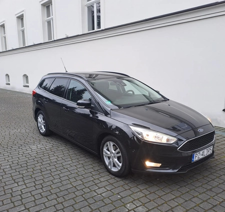 Ford Focus cena 36900 przebieg: 119700, rok produkcji 2015 z Kostrzyn małe 121